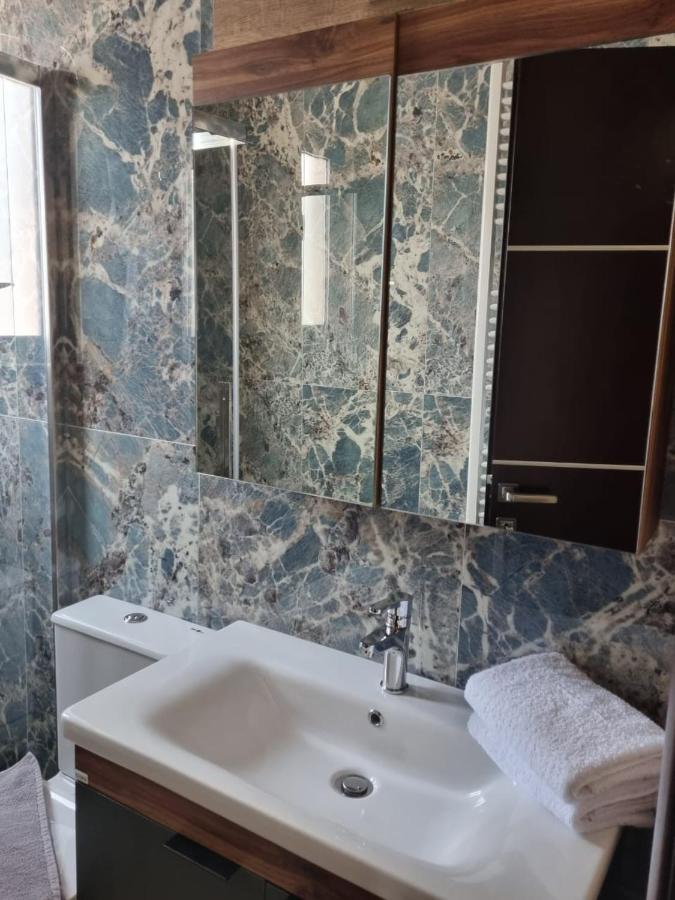 Valentina'S Luxe Apartment ماستيخاري المظهر الخارجي الصورة