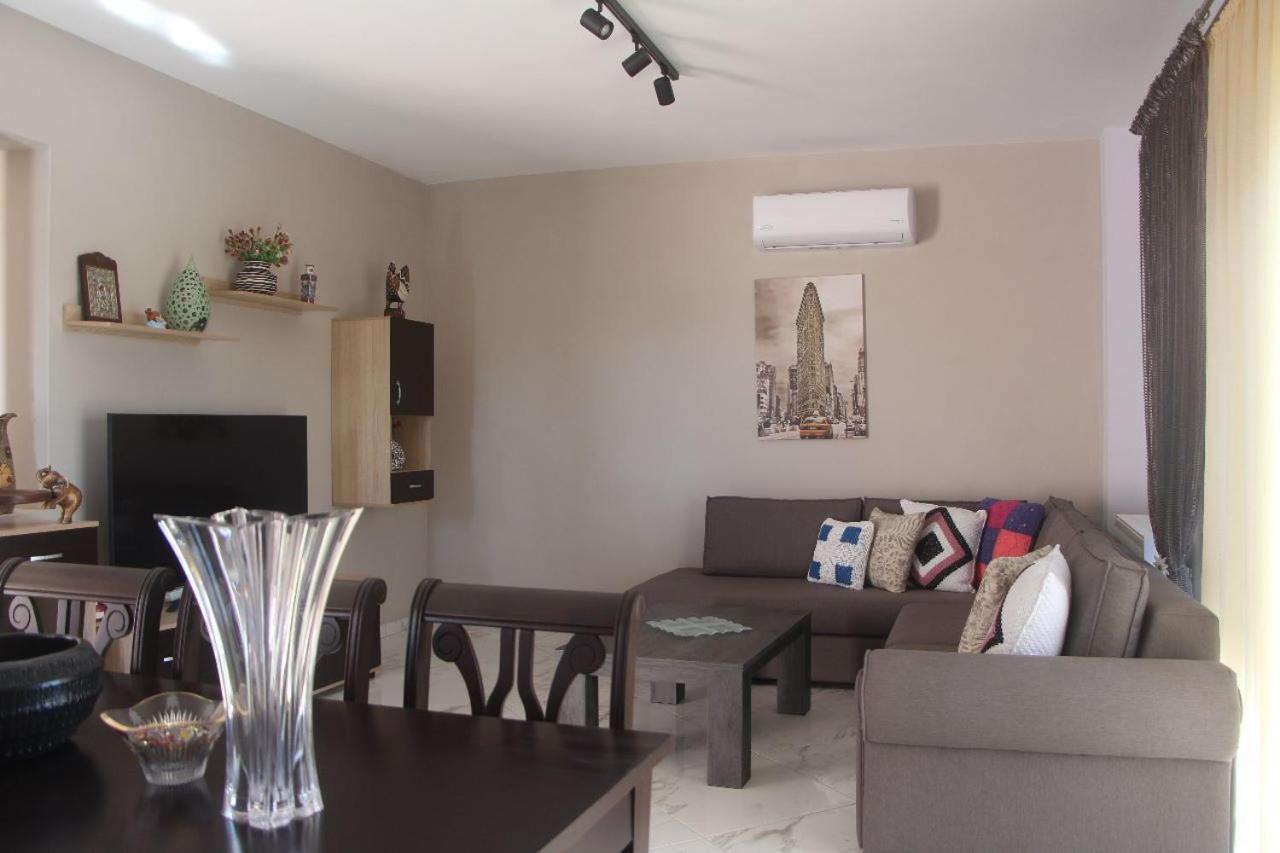 Valentina'S Luxe Apartment ماستيخاري المظهر الخارجي الصورة